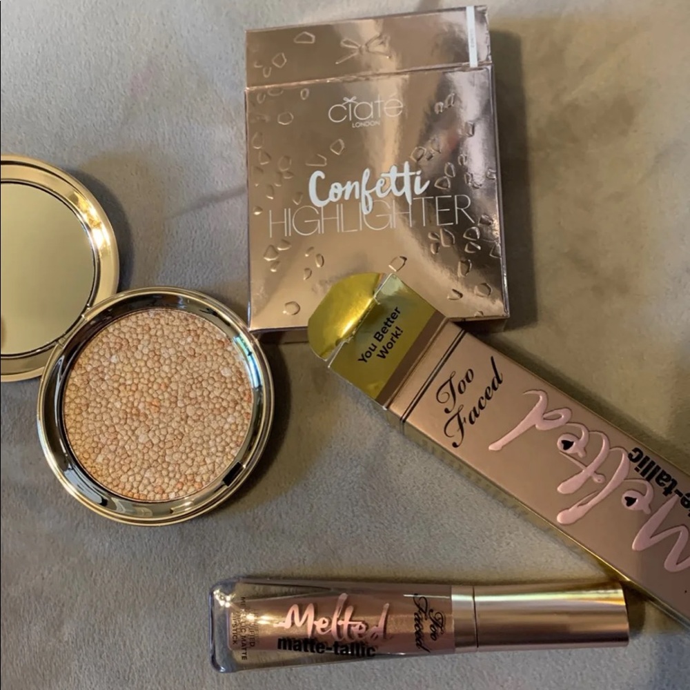 Lipstick and highlight bundle